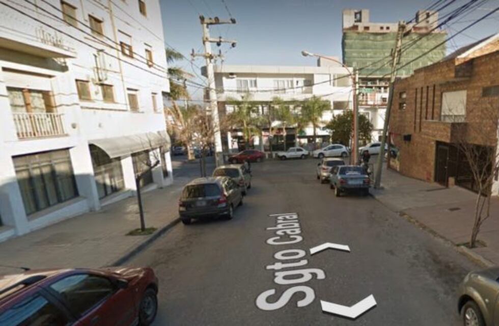 Dos detenidos por robar una cubierta de una camioneta en Carlos Paz