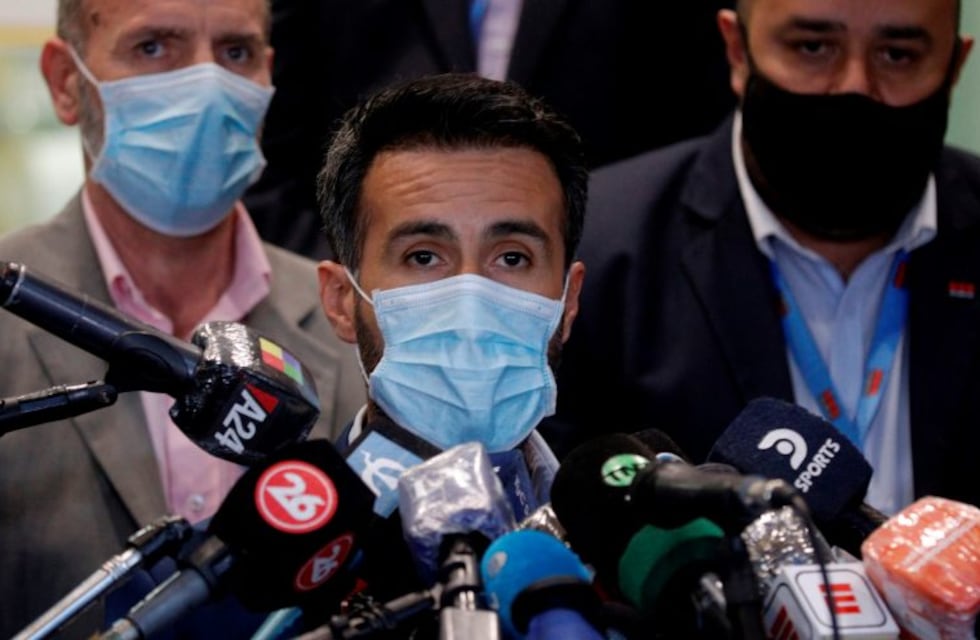 Nuevo parte médico de Maradona: "Diego está sedado y da buena respuesta neurológica", dijo Luque