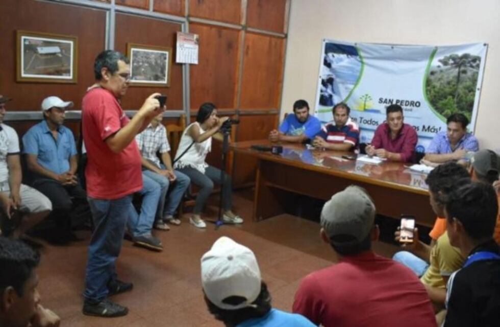 Dos Santos: "Sé que hay hambre, pero la plata no me alcanza para más"