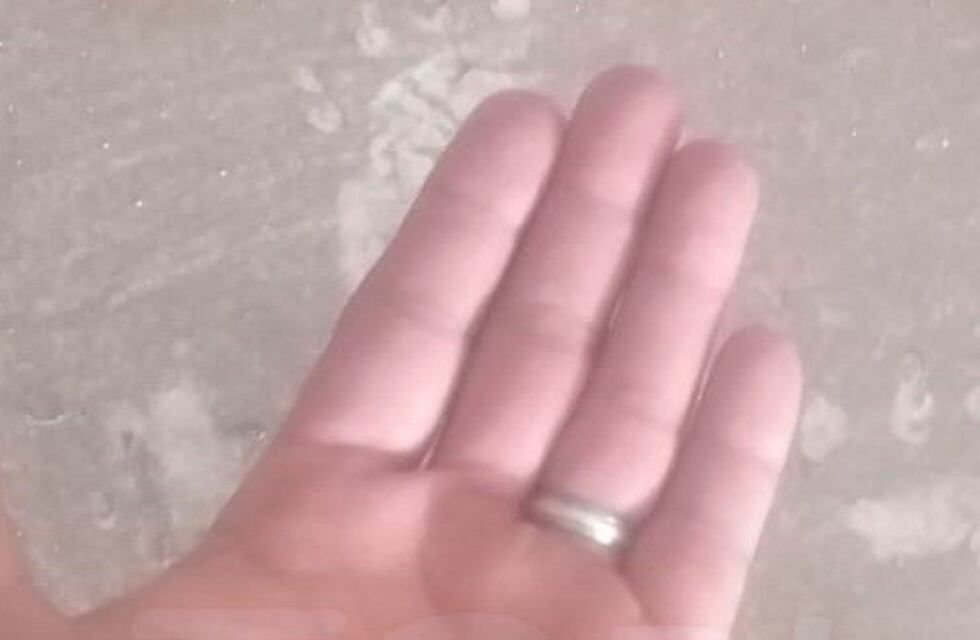 Las huellas de un presunto "duende" causan temor en un barrio sanjuanino