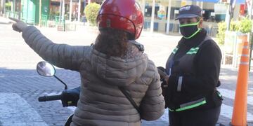Carlos Paz comienzan a sancionar a quienes no usen tapabocas\u002E (Foto: prensa municipal)\u002E