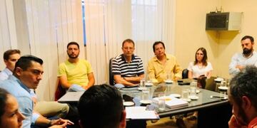 Reunion de empresarios jujeños con funcionarios provinciales que buscan acceder a la ley de inversiones