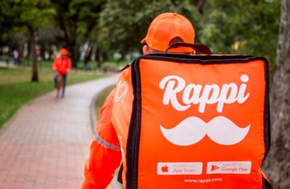 Dejó el celular en reparación y gastaron 6 mil pesos en una app gastronómica con su cuenta