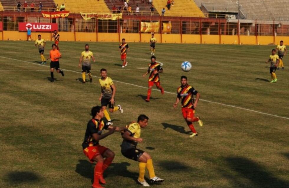 Crucero a 5 puntos del puntero en la Zona 1, Güemes de Santiago