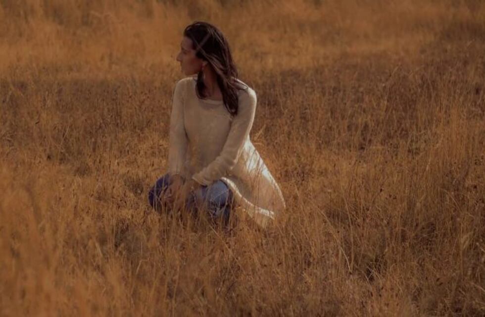 La cantora Noelia Gareca presentó su nuevo disco "Renacer de canciones"