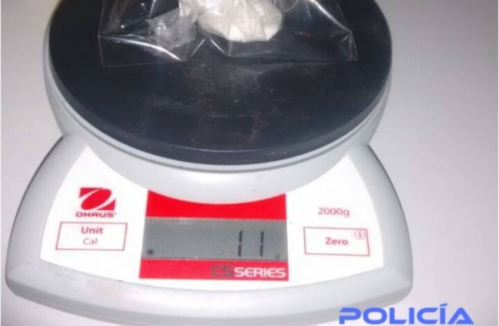 Personal policial demoró a una mujer y secuestró cocaína tras un procedimiento de rutina