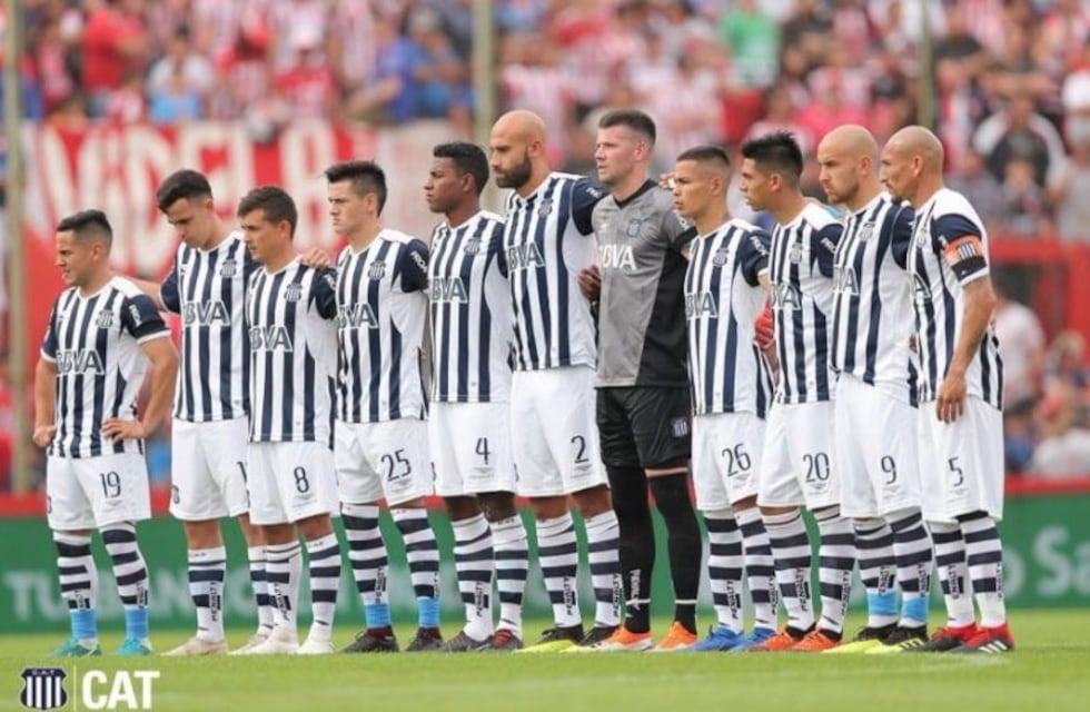 En Unión-Talleres, minuto de silencio por De la Sota