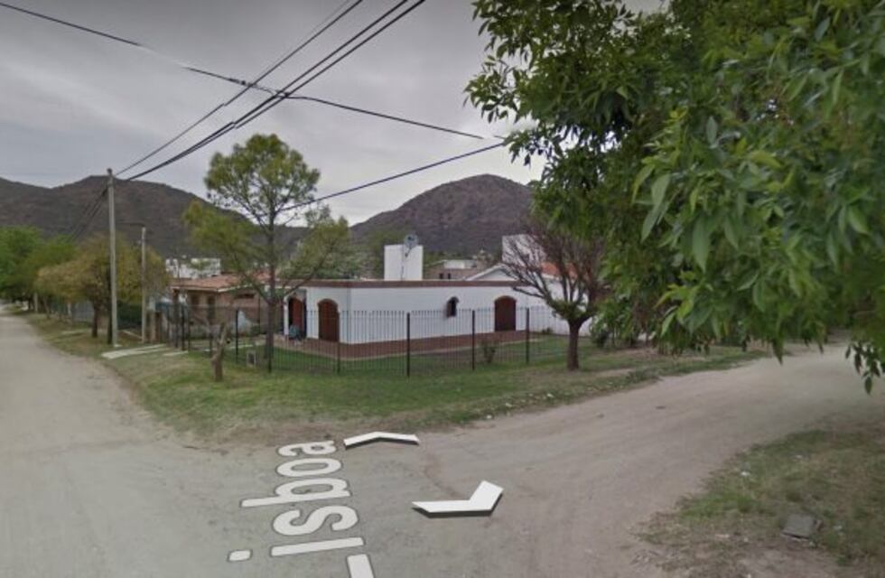 Susto por un incendio en una casa en Playas de Oro