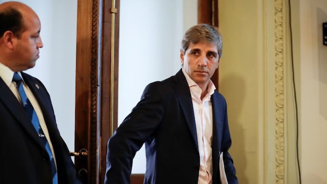 Argentina's new Finance Minister Luis Caputo arrives for a news conference at Casa Rosada presidential palace in Buenos Aires, Argentina, Friday, Dec. 30, 2016. Caputo and Argentina's new Treasury Minister Nicolas Dujovne replace outgoing Finance Minister Alfonso Prat-Gay who was fired by President Mauricio Macri on Monday, Dec. 26. (AP Photo/Victor R. Caivano) ciudad de buenos aires luis caputo presentacion del nuevo ministro de hacienda y finanzas conferencia de prensa en la casa rosada