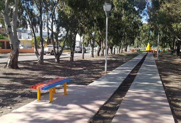 Mejoras en sendas de la plaza