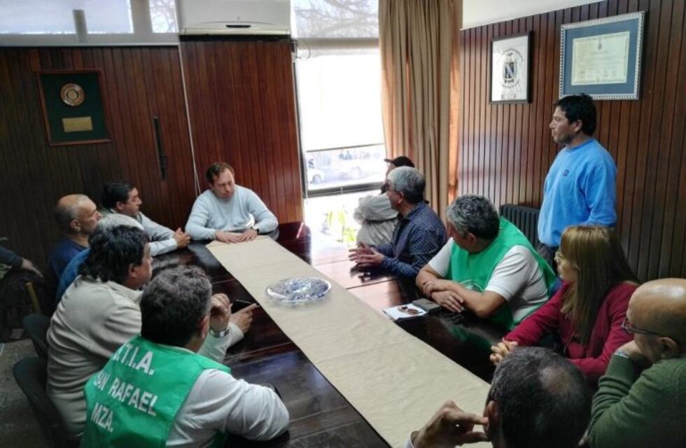 Cierre de ALCO: empleados llevan su reclamo al intendente de Tunuyán