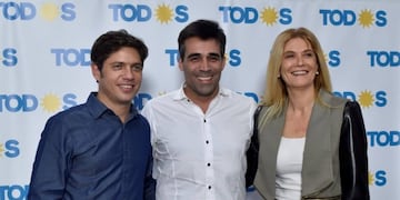 Facundo López junto a Axel Kicilliof y Verónica Magario\u002E