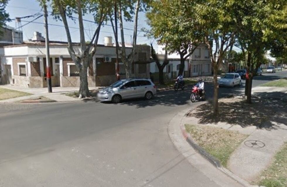 Se resistió al robo de su mochila y recibió dos balazos