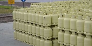 La fraccionadora estatal REFSA mejoró la distribución pero no los precios más caros en el interior