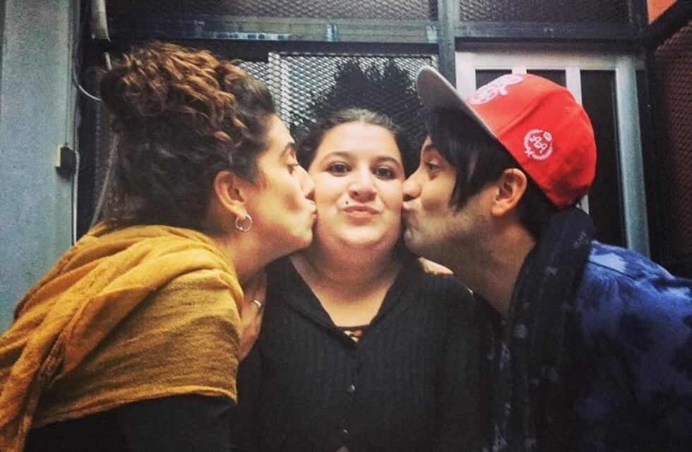 "Hola, soy Anto" debutó como youtuber y le contestó a Nazarena Vélez