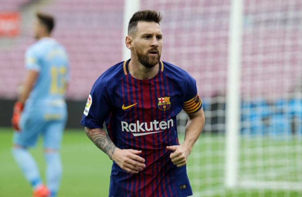 En un clima tenso y con dos goles de Messi, Barcelona venció 3-0 a Las Palmas a puertas cerradas