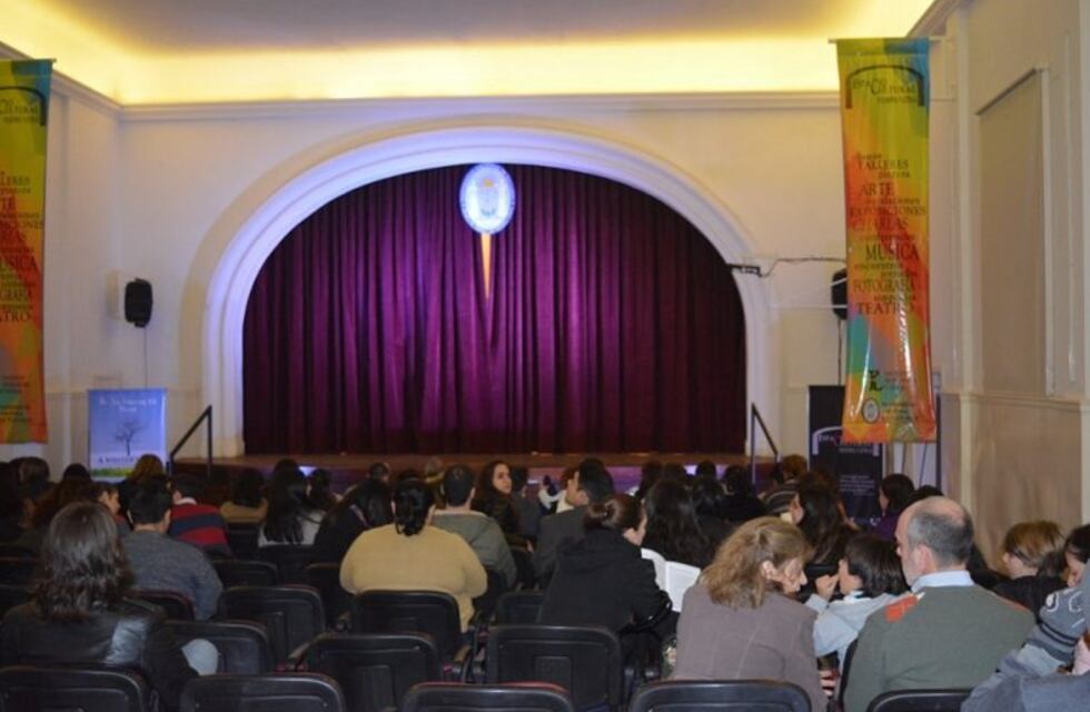 Realizarán un festival musical cuya entrada será un libro