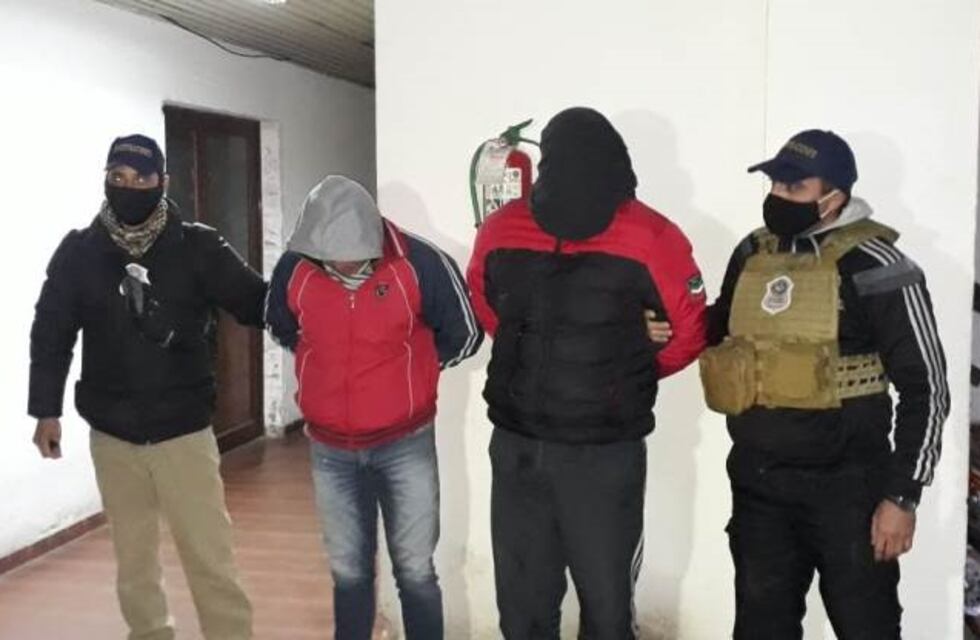 Dos hombres fueron detenidos por el violento asalto a una familia de la localidad de El Naranjito