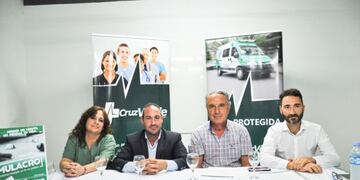 Cruz Verde y Municipio brindaron una conferencia\u002E