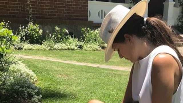 Isabel Macedo posó junto a Gisela Dulko para la cámara y ambas mostraron sus pancitas de embarazadas\u002E