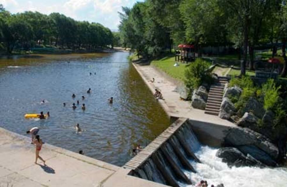 Esta grave el niño que cayó al río de Alpa Corral