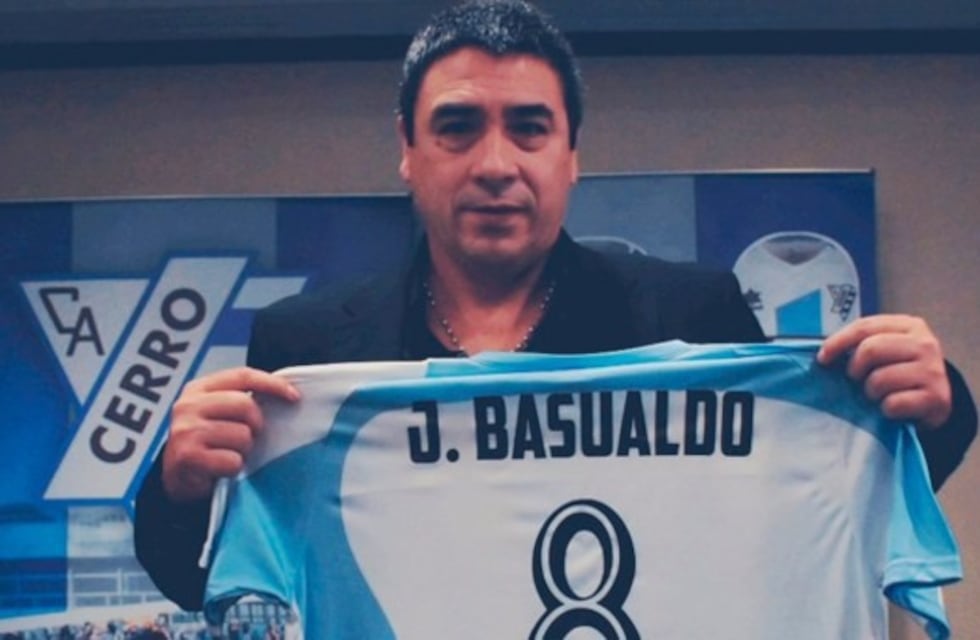 Críticas del Pepe Basualdo a Sampaoli: "No me gusta, no hace mucho de lo que dice"