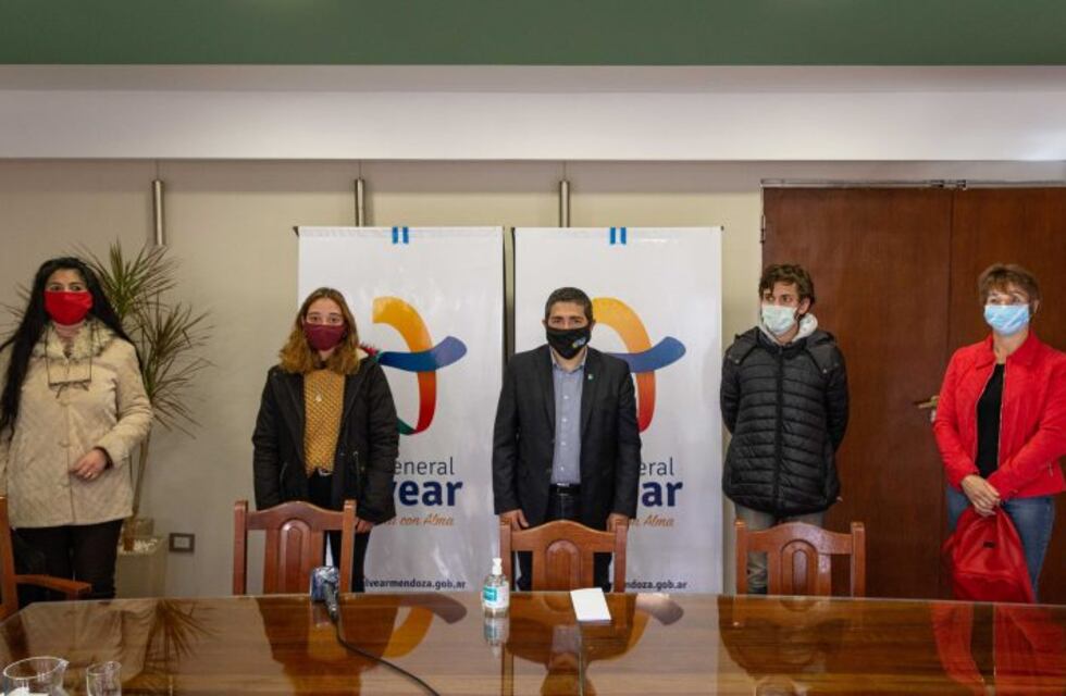 Dos estudiantes de General Alvear fueron becados por la Universidad de California