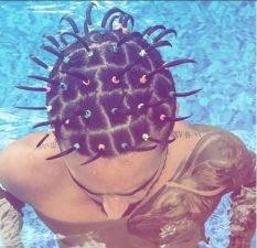 El nuevo y ¡excéntrico! look de Maluma