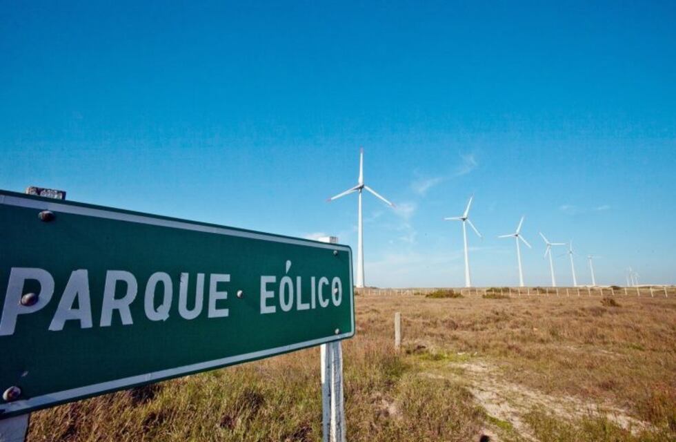 Continúan las suspensiones en la obra del Parque Eólico en Madryn