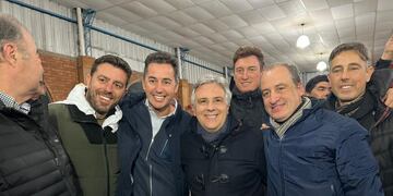 Elecciones 2023: Manuel Calvo, Martín Llaryora, Ignacio García Aresca, Marco Ferace (intendente electo de Santiago Temple) y Federico García. (La Voz)
