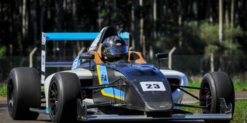 El piloto fueguino fue invitado a participar de la 5ª fecha que se disputa en Concepción del Uruguay.