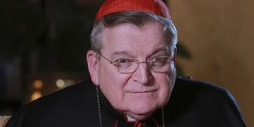 Cercano a Donald Trump y crítico de Francisco: quién es Raymond Leo Burke, el cardenal que podría ser el nuevo Papa