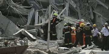 VIDEO: así se derrumbaron los edificios en Myanmar por el fuerte terremoto de magnitud 7,7.
