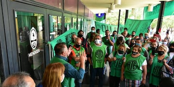 ATE solicita un aumento salarial y el Gobierno de Mendoza remarcó que no está en condiciones de otorgarlo.