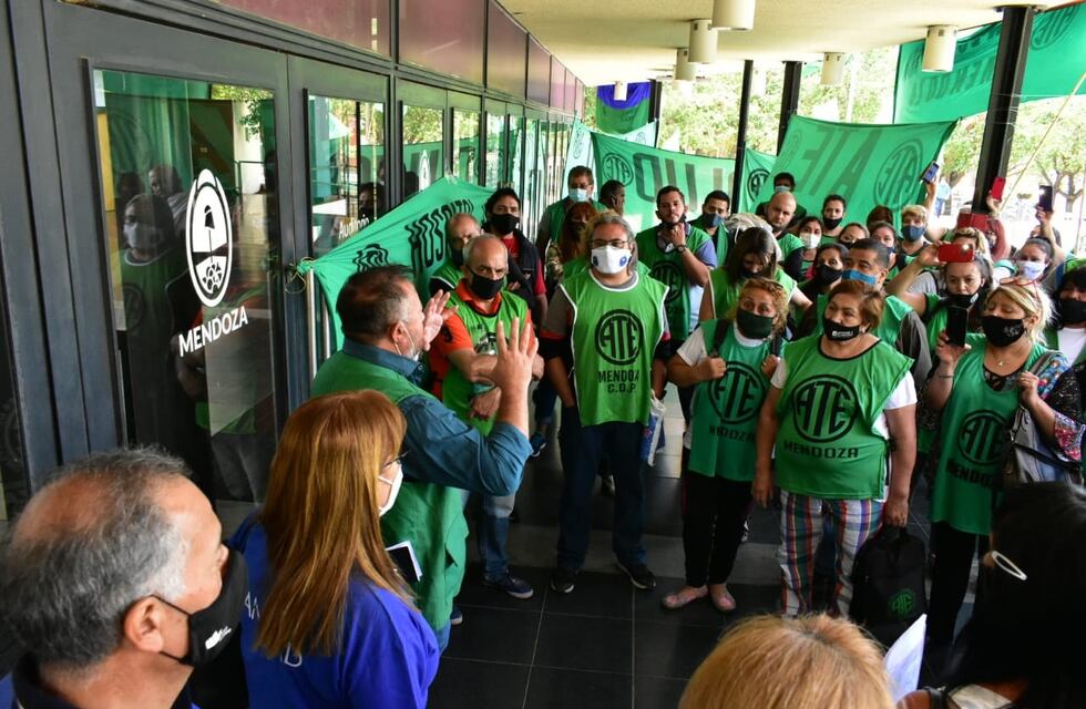 Aumento salarial: si el Gobierno de Mendoza no lo confirma, los gremios harán medidas de fuerza