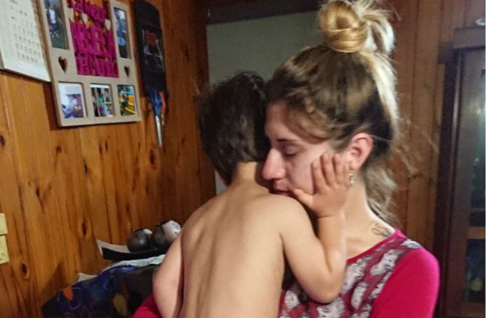 Río Segundo: le robaron, intentaron violarla y le tiraron su hijo de dos años al río