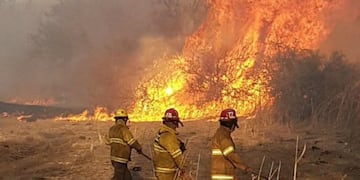La tarea de los bomberos es sin cuartel, ante un enemigo implacable\u002E