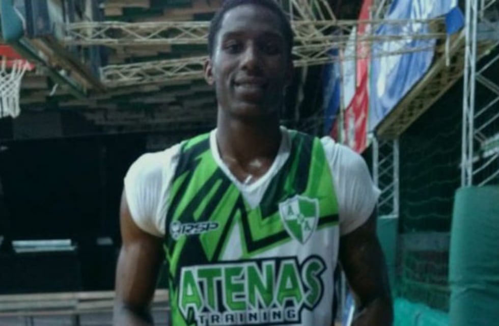 Horace Spencer ya entrenó junto a sus compañeros de Atenas