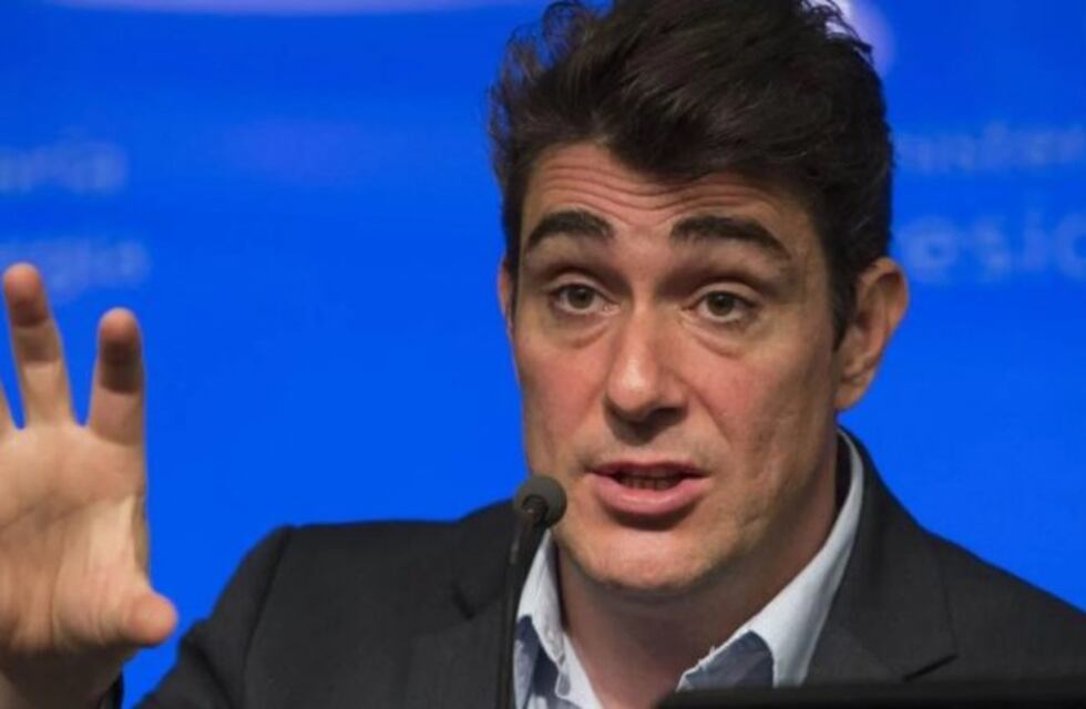 Javier Iguacel disparó contra Nicolás Dujovne y respaldó el reclamo de Techint