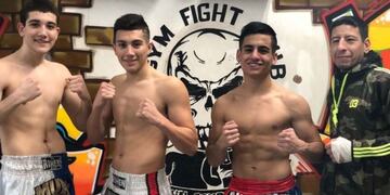 Comodorenses representantes de kick boxing\u002E