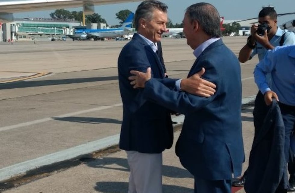 Gesto: Macri llegó acompañado de Rodrigo de Loredo, quien renunciará a Arsat