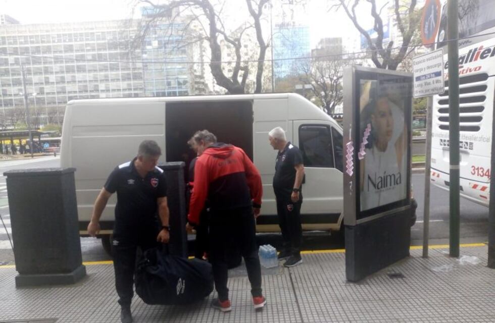 Tras la suspensión, Newell's regresa a Rosario y prepara una demanda a la Superliga