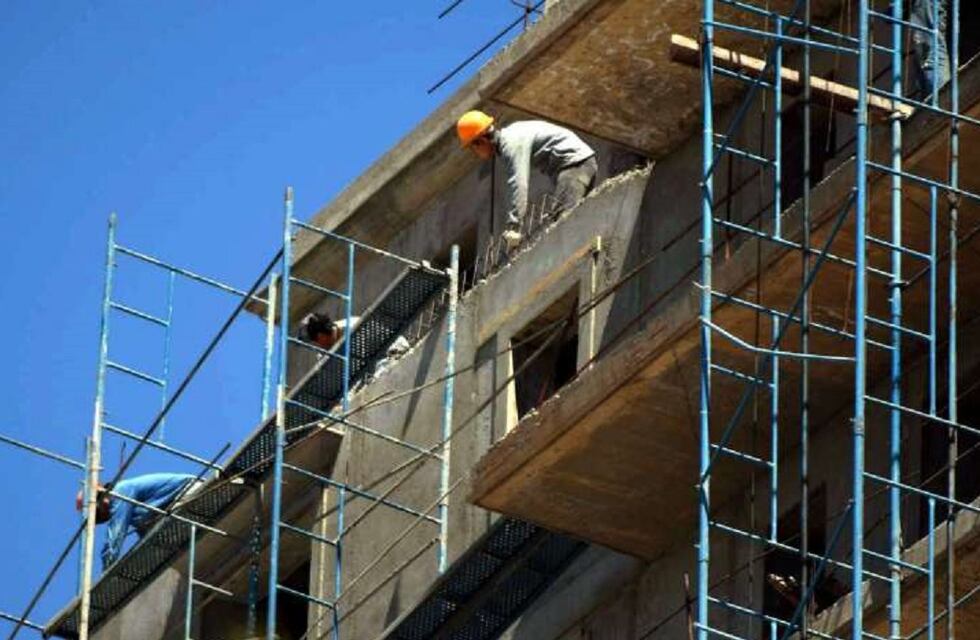 La industria y la construcción repuntaron en diciembre