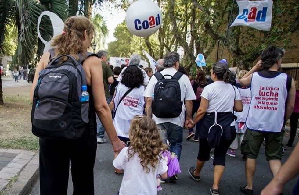 La UNR se suma este jueves al paro nacional tras un nuevo rechazo en la paritaria