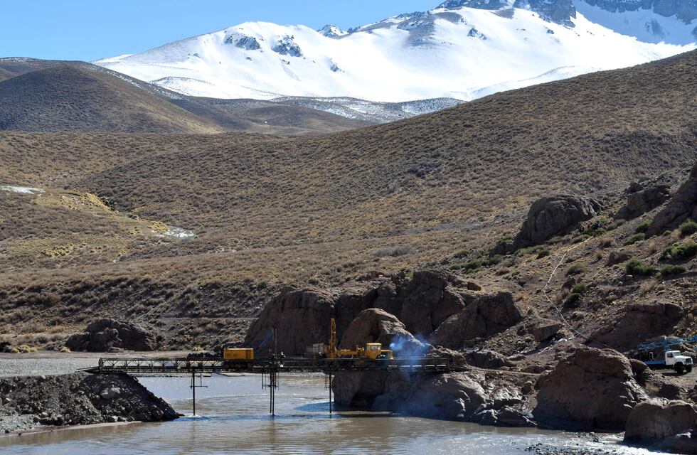 Rodolfo Suarez anticipó que iniciarán los estudios del trasvase del río Grande al Atuel