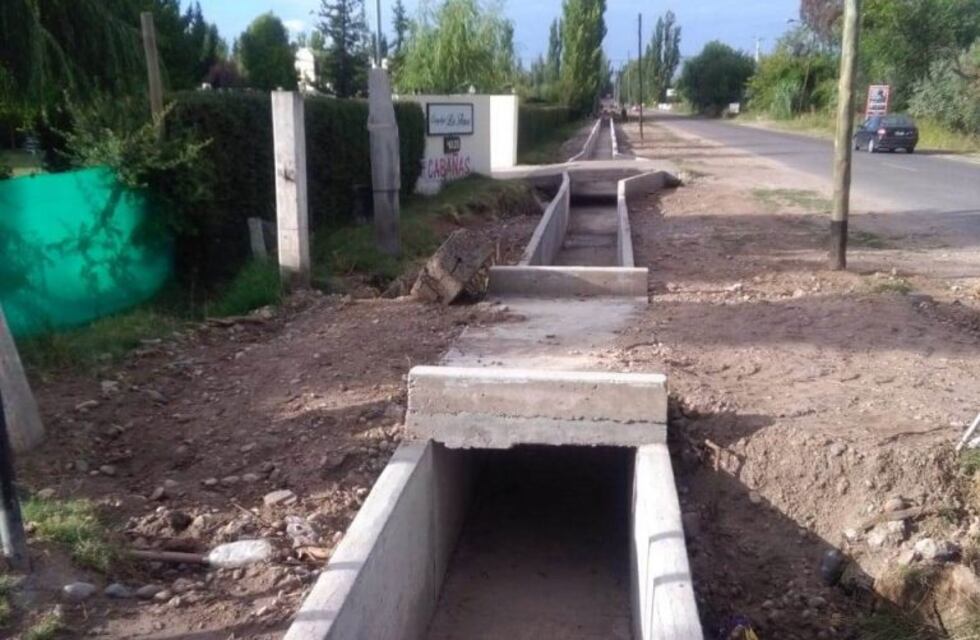 Finalizaron el revestimiento en el canal Cubillos