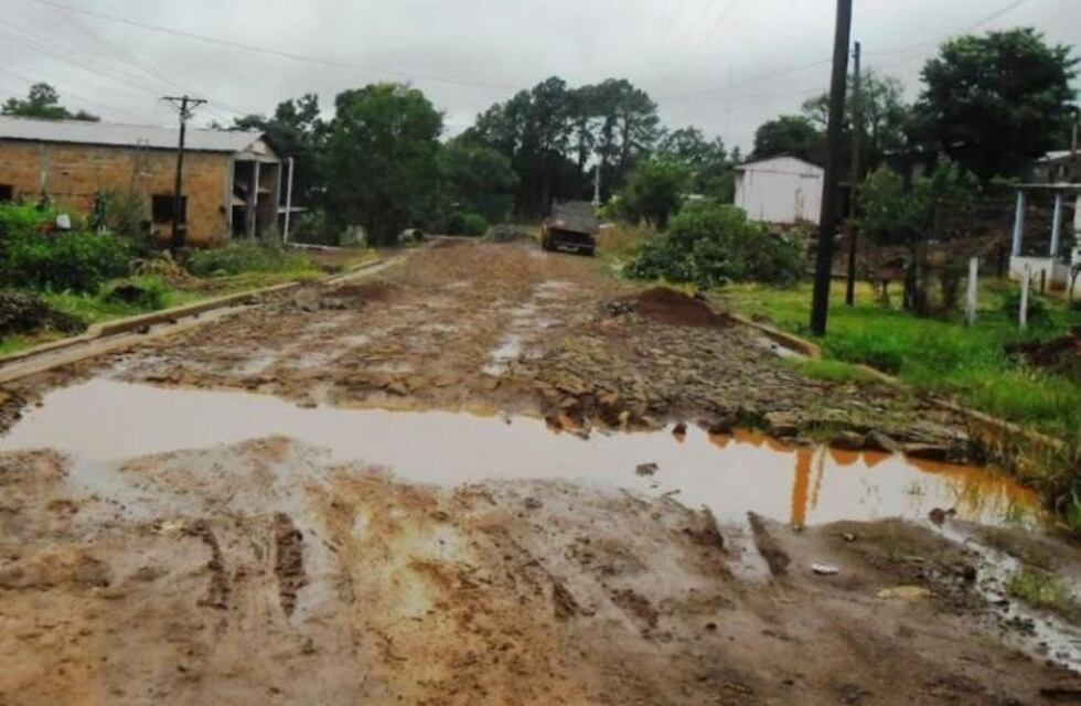 Vecinos de Bernardo de Irigoyen reclaman por obras públicas inconclusas