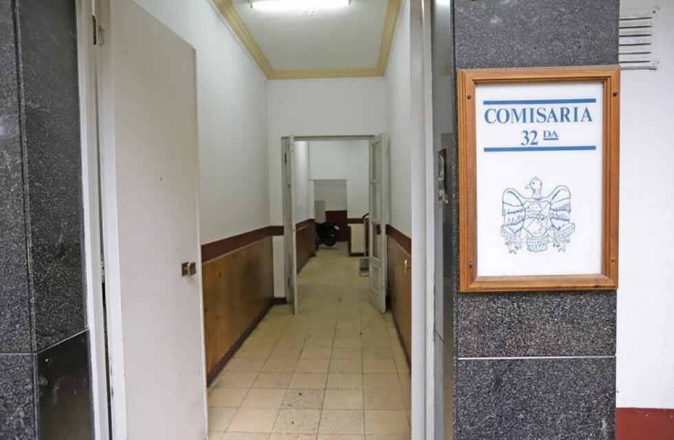 Treparon un portón y robaron una importante cantidad de dinero de una vivienda en San Rafael