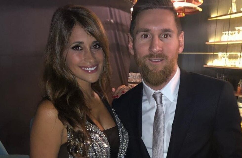 Antonela Roccuzzo fue al sorteo de la Champions y sorprendió con su look