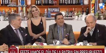 Arrancaron el programa criticando el desfile\u002E